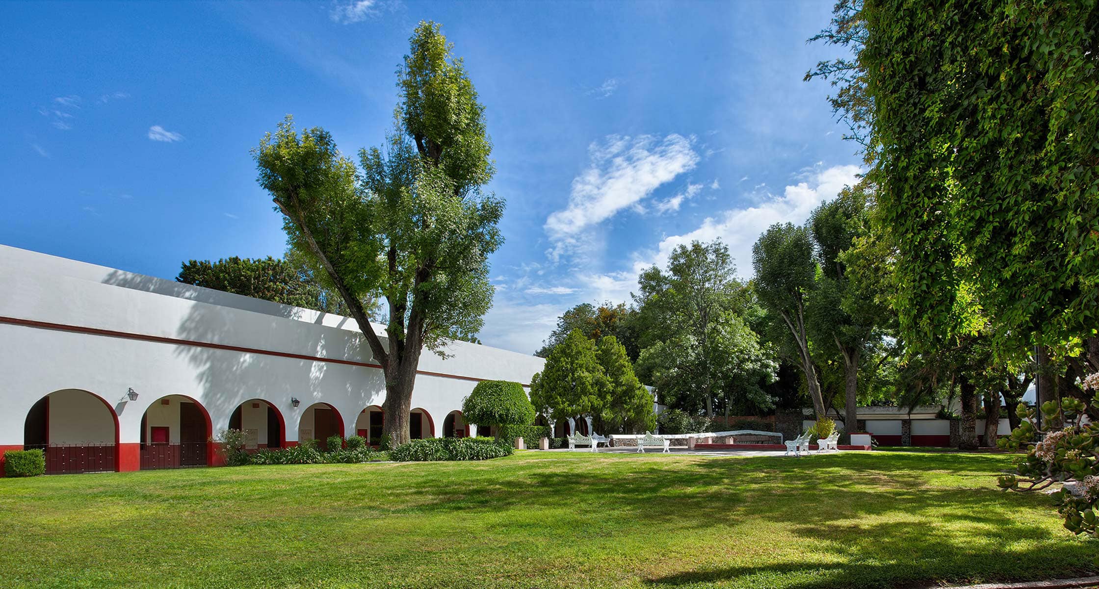 Jardín Hotel Hacienda Jurica by Brisas Queretaro